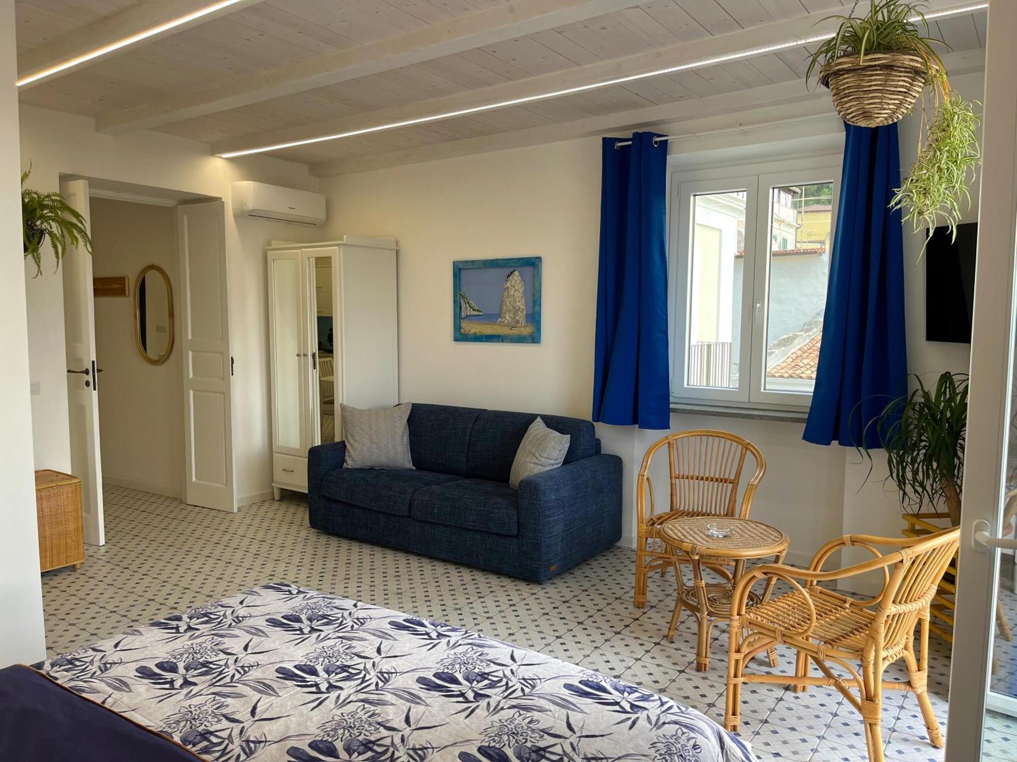 Casa Vacanze Penelope Pizzo  Eksteriør billede